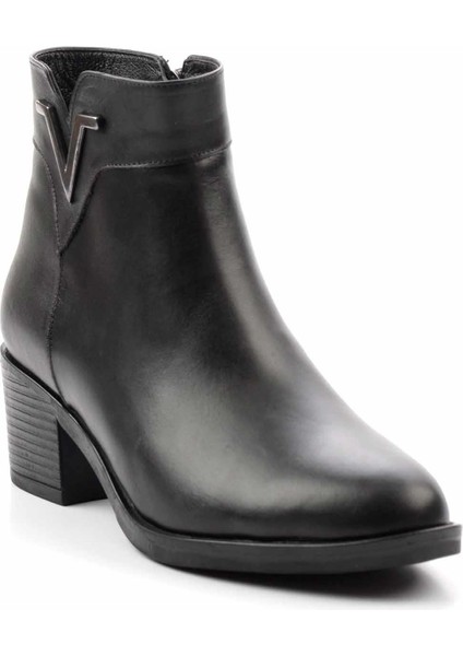 Siyah Hakiki Deri Kadın Bot & Bootie K02531230603 modelleri