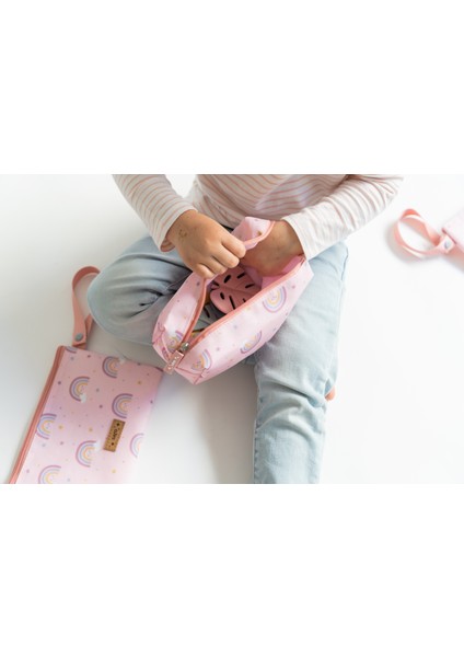 Su Geçirmez Kalem Kutu Happy Dino fiyatları