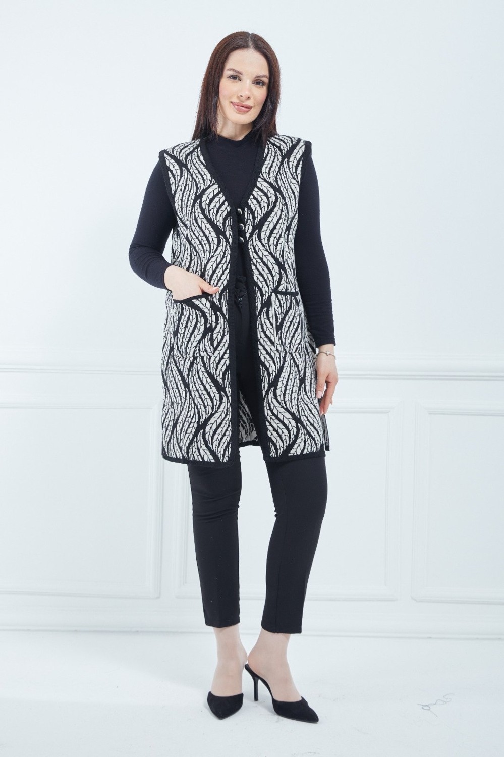 Fresh Moda Kadın Krem Desenli Cepli Uzun Kışlık Triko Anne Yelek