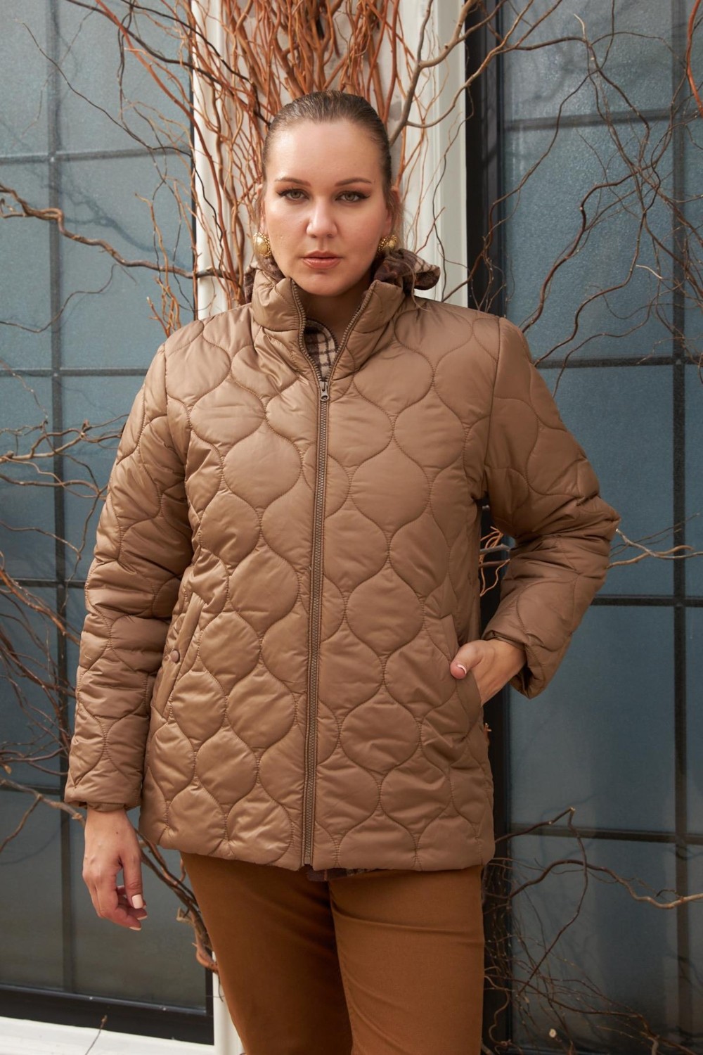 Rmg Kapitone Kadın Siyah Mont Uzun Kol Polyester Malzemeden Düz Desenli Büyük Beden görsel 7