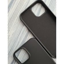 Pirok Store iPhone 15 Uyumlu Lansman Içi Kadife Silikon Kılıf
