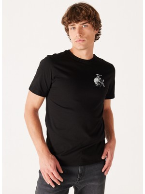 Wrangler Bisiklet Yaka Siyah Erkek T-Shirt W773EE100 Bisiklet Yaka T-Shirt