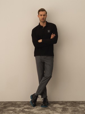 Xint Erkek Siyah Pamuk Dokulu Regular Fit Uzun Kollu Tişört