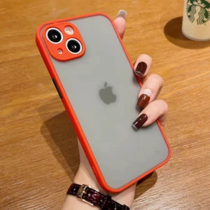 iPhone 15 Kılıf Arkası Leke Yapmaz Mat Sert Şeffaf Kenarları Renkli Silikon Kamera Korumalı