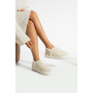 Trios Shoes Kadın Kürklü Kaymaz Taban Peluş Ev Botu Panduf TS1152