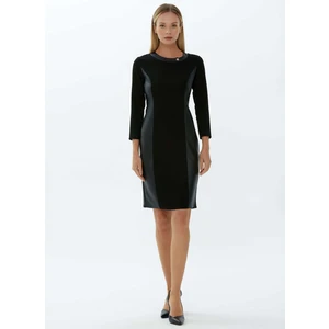 Yuvarlak Yaka Düz Siyah Standart Kadın Elbise 23KSL7357