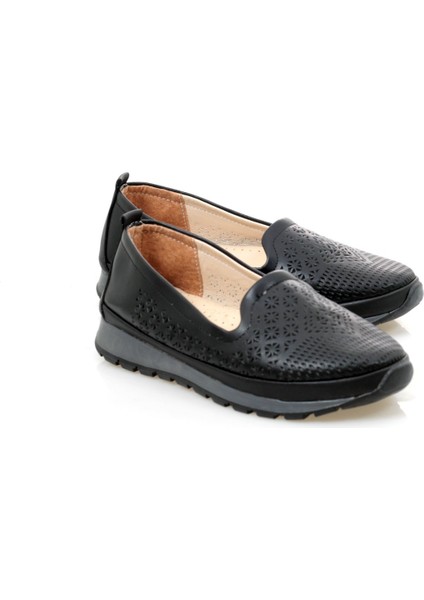 Deri Siyah Ortopedik Taban Desenli Günlük Ayakkabı fiyatları
