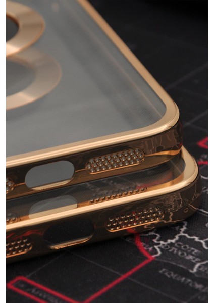 iPhone 11 Uyumlu Altın Sarı Gold Renkli Kenarlı Lazerli Şeffaf Kılıf Lens Korumalı fırsatları