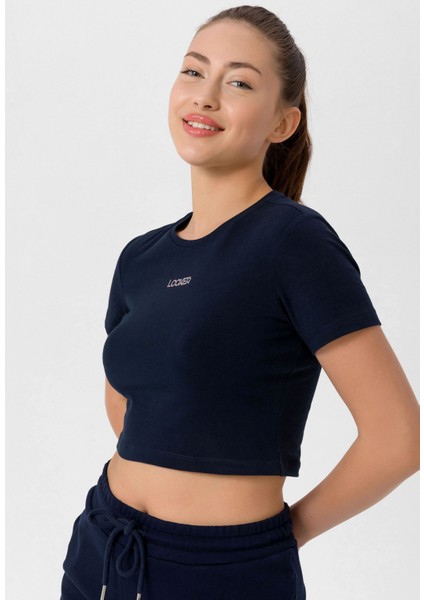 Kadın Slim Fit Crop T-Shirt fiyatları