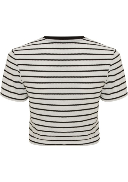 Kadın Çizgili Crop T-Shirt modelleri