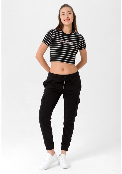 Kadın Çizgili Crop T-Shirt fırsatları