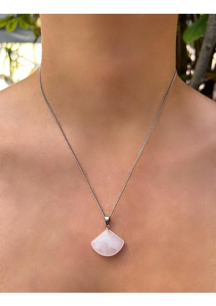 Yelpaze Model Pembe Kuvars Doğal Taş Kolye