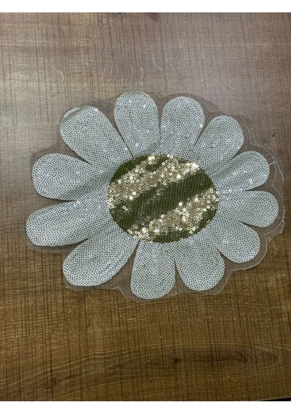 22X25 cm Pul Payet Işleme Beyaz Papatya Aplike Arma Yama Dikiş Giyim Aksesuarı