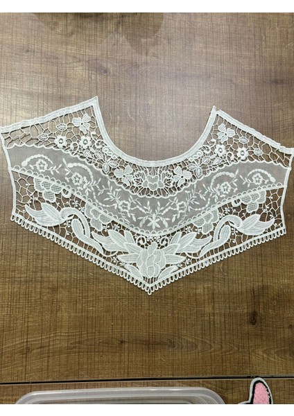 41X17 cm Güpür Beyaz Elbise Tişört Gömlek Yaka Arma Yama Dikiş Aksesuarı