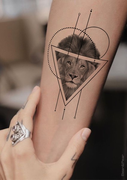 Lion Geometrik Aslan Dövmesi Unisex Tattoo