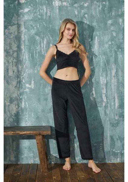 Kadın Crop Fransız Kadife Sabahlıklı Dantel Detaylı Bralet Pijama Takımı 3lü Set modelleri