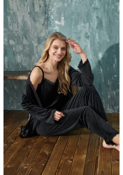 Kadın Fransız Kadife Ip Askılı Sabahlıklı Dantel Detaylı Pijama Takımı 3lü Set fiyatları