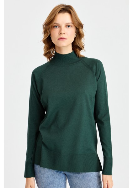 Kadın Yarım Balıkçı Yaka Kolları Yırtmaçlı Kazak Nefti