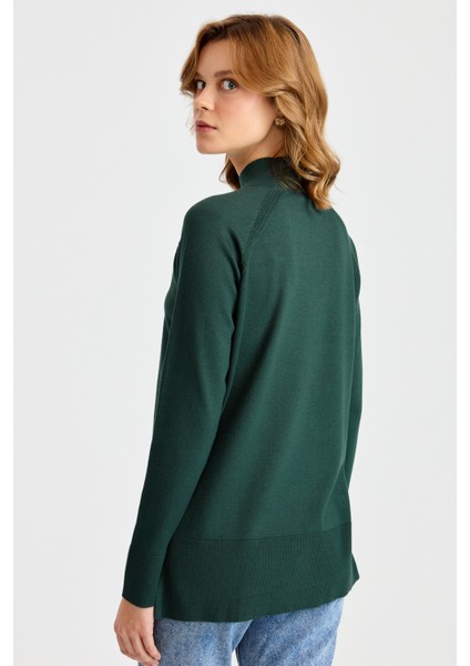 Kadın Yarım Balıkçı Yaka Kolları Yırtmaçlı Kazak Nefti modelleri