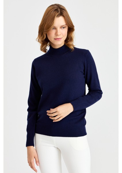 Kadın Yarım Balıkçı Yaka Klasik Bluz Y.a.lacivert indirimleri