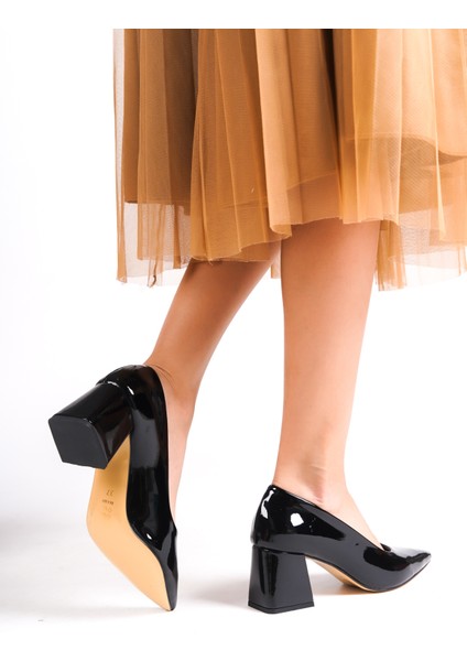 MBZFR602-RS Kadın Rugan Blok Topuklu 6 cm Sivri Burun Siyah Stiletto & Topuklu Ayakkabı fırsatları