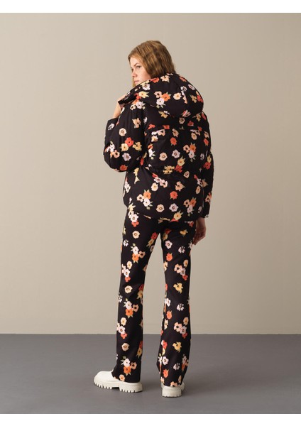 Kadın Siyah Oversize Desenli Şişme Mont fırsatları