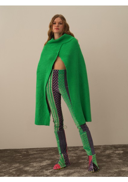 Regular Fit Triko Yün Pelerin