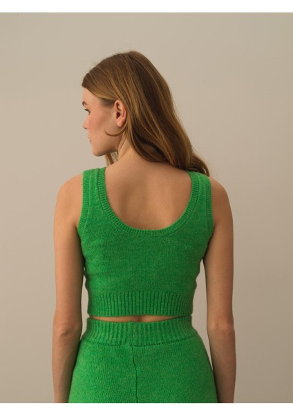 Kadın Yeşil Lüks Pamuk Dokulu Regular Fit Atlet fırsatları