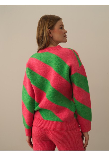 Kadın Pembe Lüks Pamuk Dokulu Oversize Kazak fırsatları