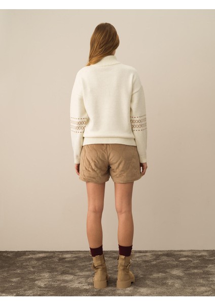 Kadın Ekru Doğal Yün Dokulu Oversize Kazak fırsatları