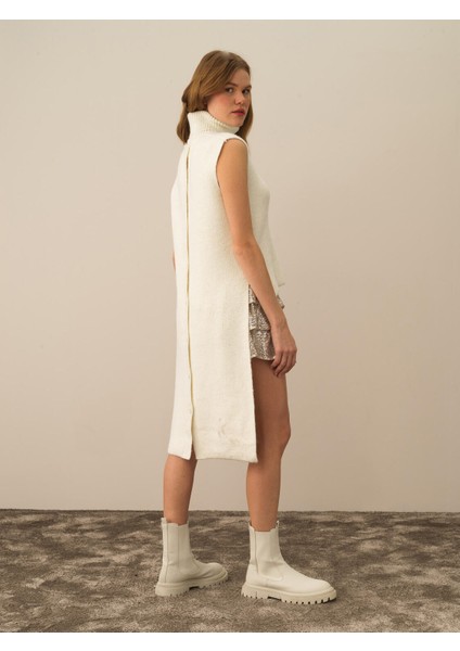 Kadın Ekru Doğal Yün Dokulu Regular Fit Yelek modelleri