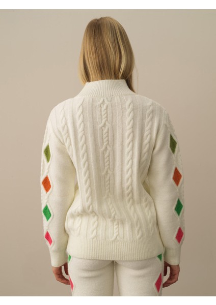 Kadın Kırık Beyaz Lüks Pamuk Dokulu Oversize Kazak modelleri