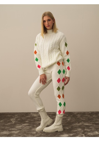 Kadın Kırık Beyaz Lüks Pamuk Dokulu Oversize Pantolon fiyatları