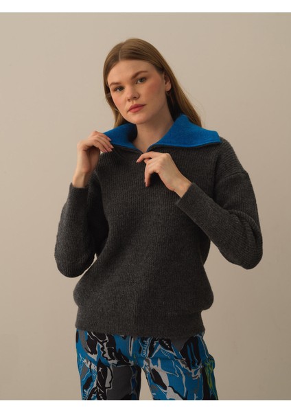 Kadın Koyu Gri Lüks Pamuk Dokulu Regular Fit Kazak fiyatları