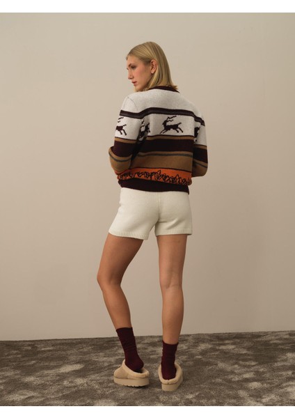 Kadın Ekru Doğal Yün Dokulu Regular Fit Şort fırsatları