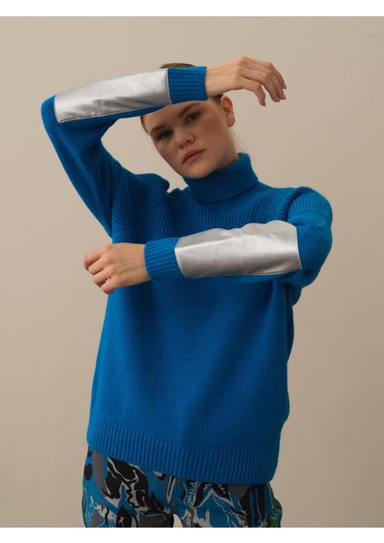 Kadın Mavi Doğal Yün Dokulu Regular Fit Kazak fiyatları