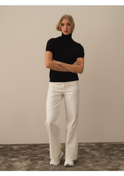 Kadın Siyah Pamuk Dokulu Regular Fit Kazak