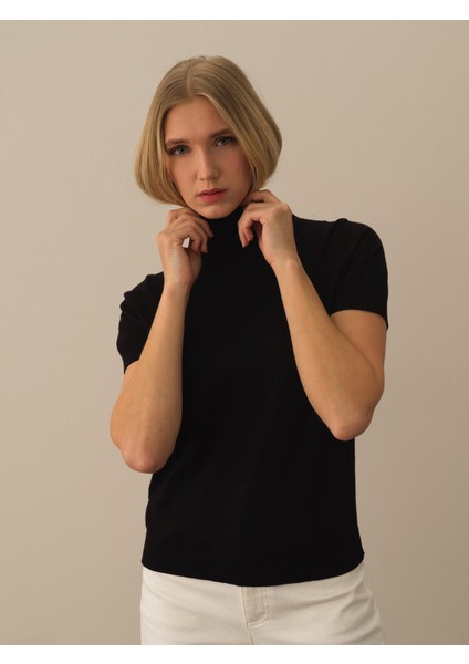 Kadın Siyah Pamuk Dokulu Regular Fit Kazak fiyatları