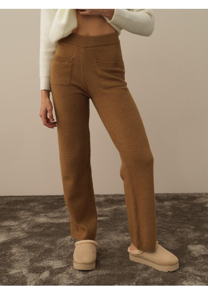 Kadın Camel Lüks Pamuk Dokulu Regular Fit Pantolon fiyatları