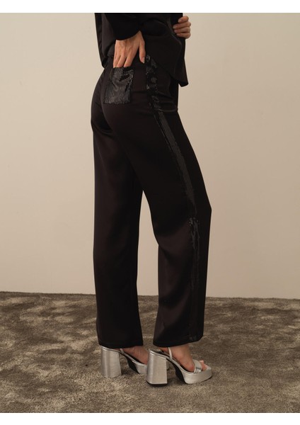 Kadın Siyah Formunu Koruyan Oversize Pantolon modelleri