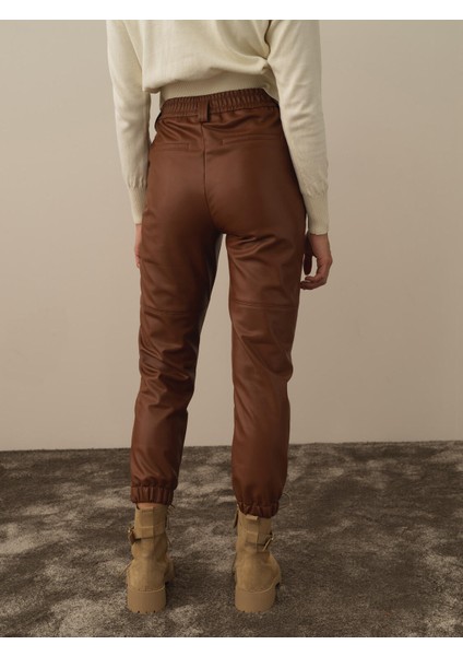 Kadın Camel Pamuk Dokulu Regular Fit Pantolon indirimleri