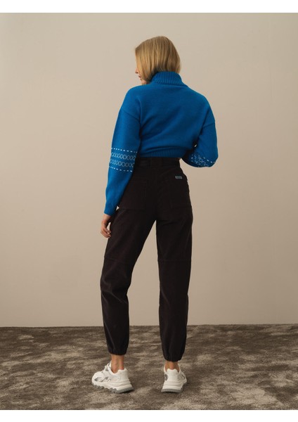 Kadın Koyu Gri Pamuk Dokulu Regular Fit Pantolon fırsatları