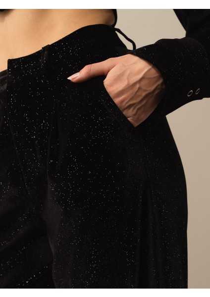 Kadın Siyah Esnek Dokulu Oversize Pantolon modelleri