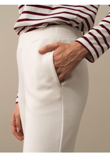 Kadın Ekru Pamuk Dokulu Regular Fit Sweat Pantolon modelleri
