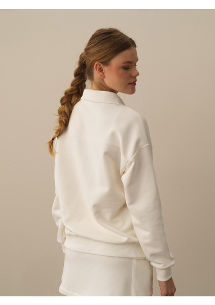 Kadın Ekru Pamuk Dokulu Regular Fit Sweatshirt modelleri
