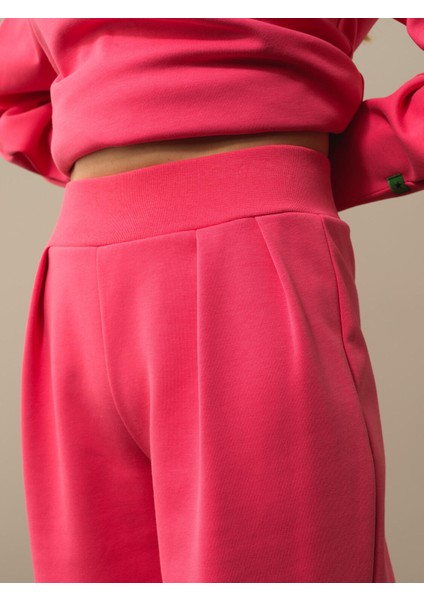 Kadın Pembe Pamuk Dokulu Oversize Sweat Pantolon modelleri