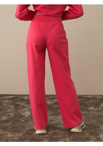 Kadın Pembe Pamuk Dokulu Oversize Sweat Pantolon fırsatları