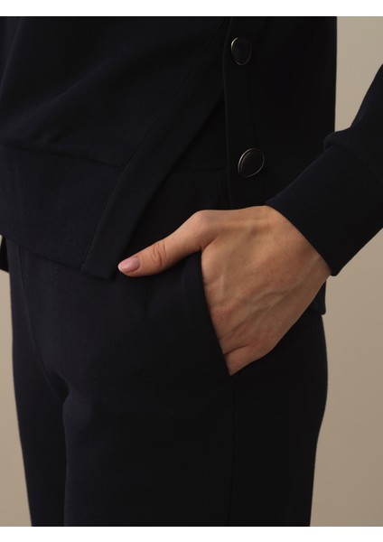 Kadın Lacivert Pamuk Dokulu Regular Fit Sweat Pantolon modelleri