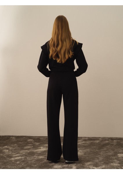 Kadın Siyah Pamuk Dokulu Regular Fit Sweat Pantolon fırsatları