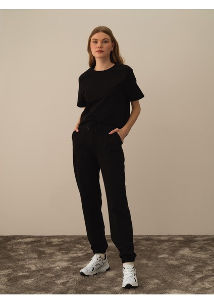 Kadın Siyah Pamuk Dokulu Regular Fit Sweat Pantolon